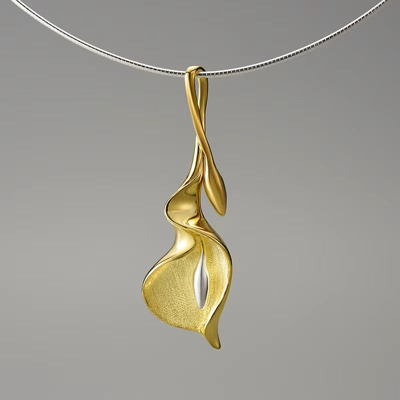 Prity Jewel Calla Lily Pendant Necklace – 925 Sterling Silver & Gold Accent Floral Necklace