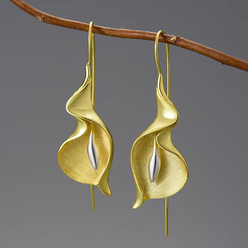 Prity Jewel Calla Lily Dangle Earrings – 925 Sterling Silver 18K Gold Plated Floral Drop Earrings