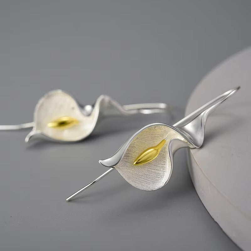 Prity Jewel Calla Lily Dangle Earrings – 925 Sterling Silver 18K Gold Plated Floral Drop Earrings