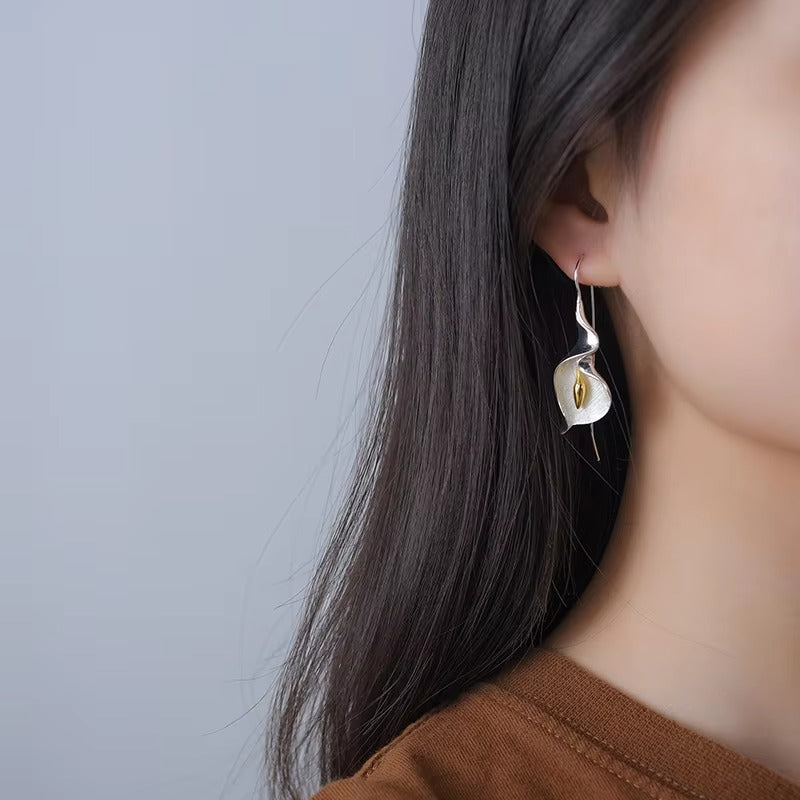 Prity Jewel Calla Lily Dangle Earrings – 925 Sterling Silver 18K Gold Plated Floral Drop Earrings